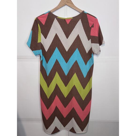 Chevron Print Short Sleeve Dress Size Medium - Picture 2 of 5